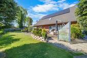 Garten - Modernes Familienglück mit Wohlfühlgarantie und Zukunftsausrichtung