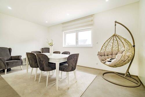 ...oder Gästezimmer. - 5 Zimmer Einfamilienhaus in Breisach