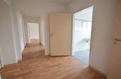 Flur - 2 Zimmer Etagenwohnung in Riesa