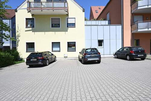 Parken im Innenhof - 