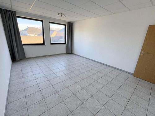 Wohnzimmer - 3 Zimmer Etagenwohnung zum Kaufen in Dortmund