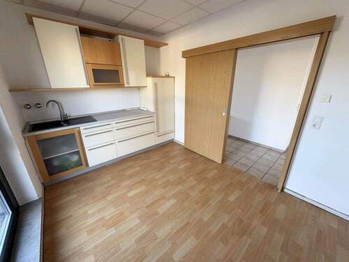 Wohnküche (Einbauküche kann übernommen werden) - 