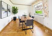 Esszimmer (KI) - 