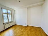 Zimmer 2 - 