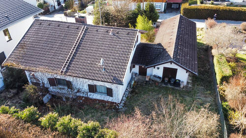 Drohne 2 - 5 Zimmer Einfamilienhaus in Pähl