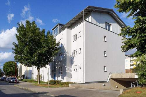 Seitenansicht - 2 Zimmer Etagenwohnung zum Kaufen in Freital