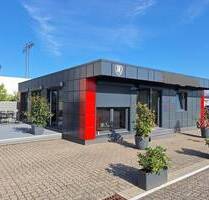 Modernes Bürogebäude im Gewerbegebiet Greifswalds