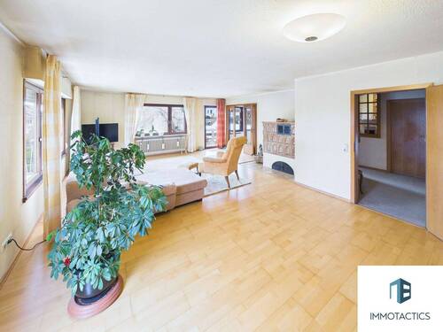 Wohnzimmer EG - Einfamilienhaus mit 127,00 m&sup2; in Langenlonsheim zum Kaufen