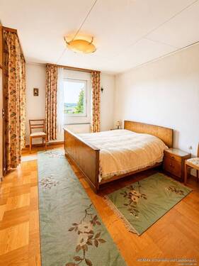 Schlafzimmer Eltern im EG - 