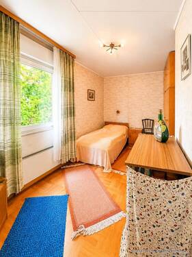 Schlafzimmer 2 im EG - 