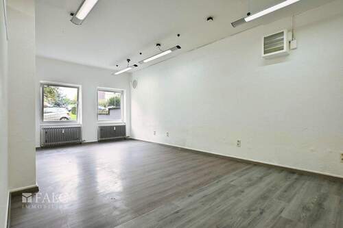 zweiter raum nach vorne - 3 Zimmer Büro in Leverkusen