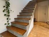 EG Diele, Treppe.JPG - 