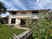Hausansicht 3.JPG - 5 Zimmer Einfamilienhaus in Wang