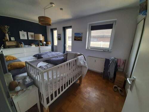 Foto 02 - Schlafzimmer 1.JPG - 4 Zimmer Etagenwohnung zur Miete in Köln