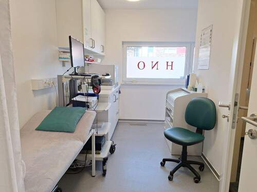 Zimmer 2 - 3 Zimmer Büro in Greifswald