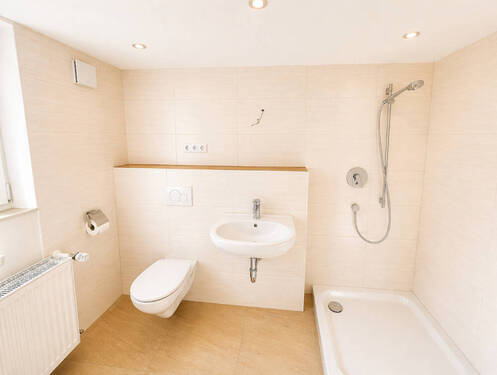 Badezimmer Erdgeschoss - 
