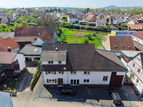 Straßenansicht - 8 Zimmer Einfamilienhaus zum Kaufen in Sinsheim / Steinsfurt