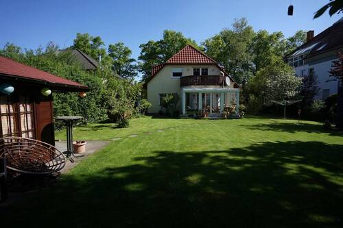 Haus Gartenansicht 2 - 