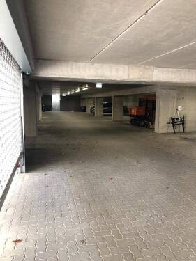 Tiefgarage - 