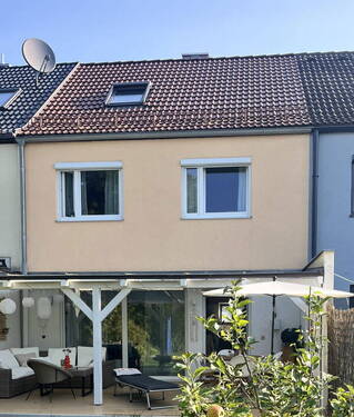 Bild 1 - Ihr neues Zuhause - Kernsaniertes Reihenhaus im Grünen mit Studio & Garage (Provisionsfrei)