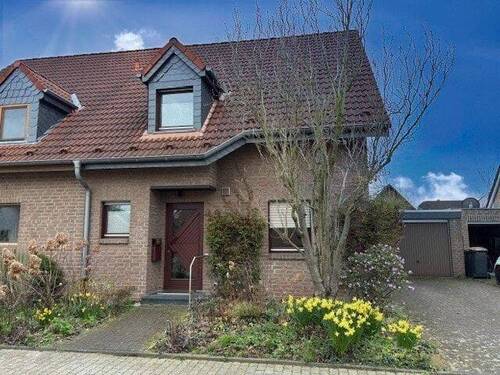 Vorderansicht - 5 Zimmer Doppelhaushälfte zum Kaufen in Kempen