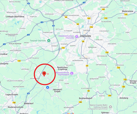 Baugrundstück - Grundstück mit Baugenehmigung für ein Mehrfamilienhaus zu verkaufen