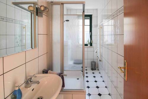 Haus 2 Bad OG - 