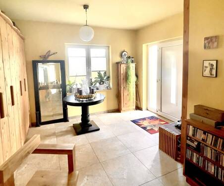 Entrée/ Flur - 5 Zimmer Einfamilienhaus zum Kaufen in Eberswalde