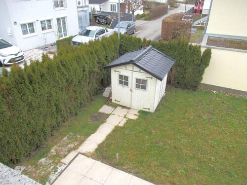 Blick aus das Gerätehäuschen - 