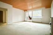 Wohnzimmer - 2 Zimmer Etagenwohnung in Bielefeld