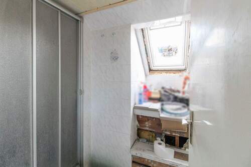 Badezimmer Ausbaupotenzial - 