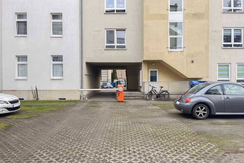 Innenhof(1)(2) - 
