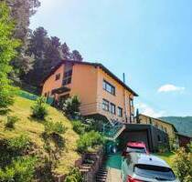 Ruhig gelegenes Wohnhaus mit hochwertiger Modernisierung und traumhaftem Blick über Calmbach - Bad Wildbad