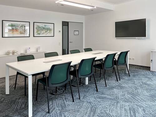 Besprechungsräume.jpg - Buchen Sie Großraumbüros für Unternehmen jeder Größe in HQ HangarOne