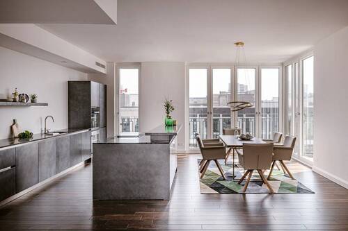 Küche mit Essbereich - Etagenwohnung mit 348,00 m&sup2; in Berlin zum Kaufen