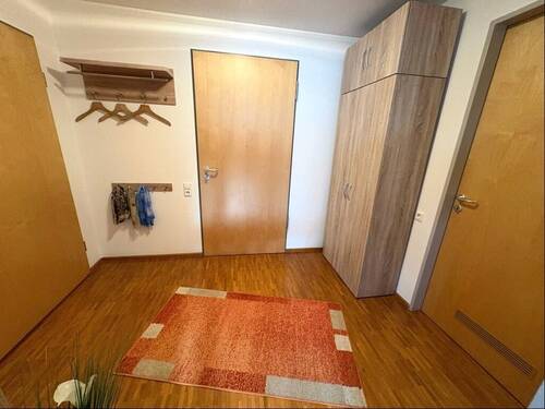 Flur - 2 Zimmer Etagenwohnung zum Kaufen in Hechingen