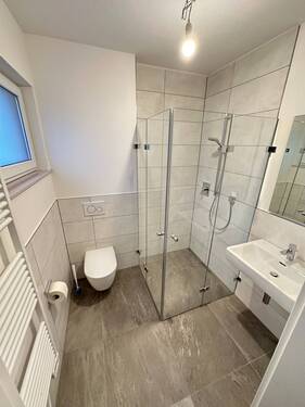 2.Bad im Schlafzimmer - 