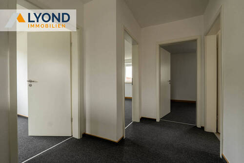 Flur OG Haupthaus - 
