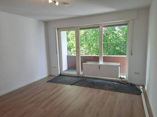 Wohnzimmer Ansicht 1 - 1 Zimmer Etagenwohnung zur Miete in Worms