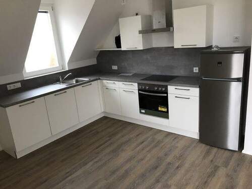 Inkl. Einbauküche - 4 Zimmer Etagenwohnung in Erlangen