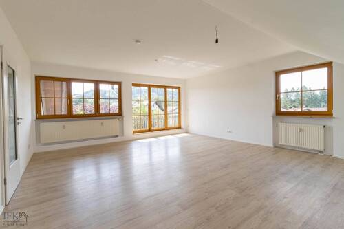 Wohnbereich - 3 Zimmer Etagenwohnung zum Kaufen in Peiting