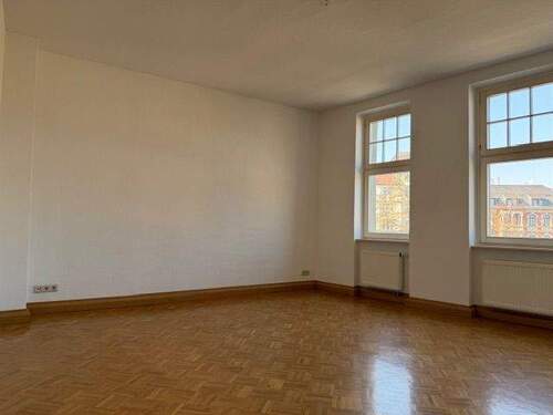 Wohnzimmer - 2 Zimmer Etagenwohnung zur Miete in Eisenach