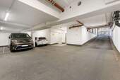 Tiefgaragenstellplatz - 