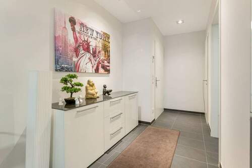 Flur - 2 Zimmer Etagenwohnung in Bonn