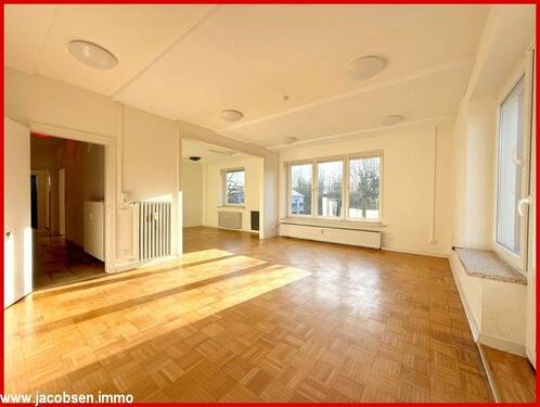 Wohn- und Esszimmer im Erdgeschoss - 