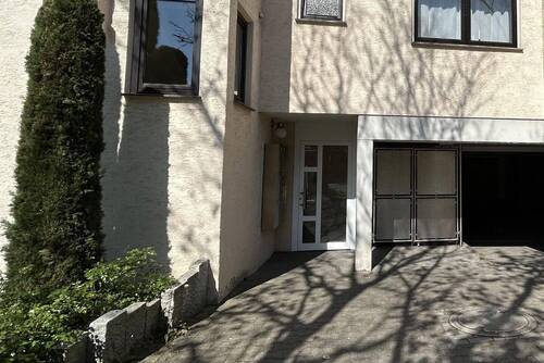 Eingangsbereich - 4 Zimmer Etagenwohnung in Leinfelden-Echterdingen