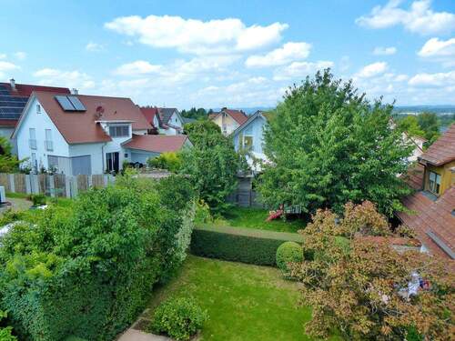 Schöner Ausblick - 4 Zimmer Mehrfamilienhaus, Wohnhaus zum Kaufen in Markdorf