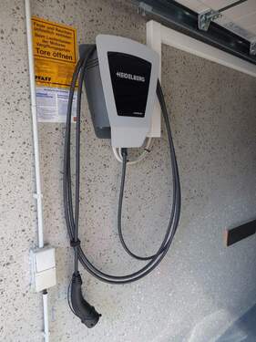 Wallbox in Garage - Mehrfamilienhaus, Wohnhaus mit 109,00 m² in Markdorf zum Kaufen