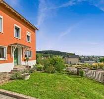 GEPFLEGTES EINFAMILIENHAUS MIT GARTEN,SCHEUNE UND VIEL PLATZ IN RUHIGER LAGE - Mettlach / Tünsdorf