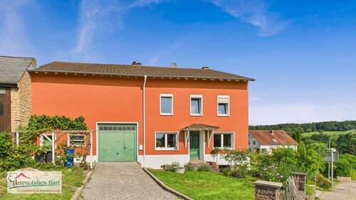 Front - 7 Zimmer Einfamilienhaus zum Kaufen in Mettlach / Tünsdorf